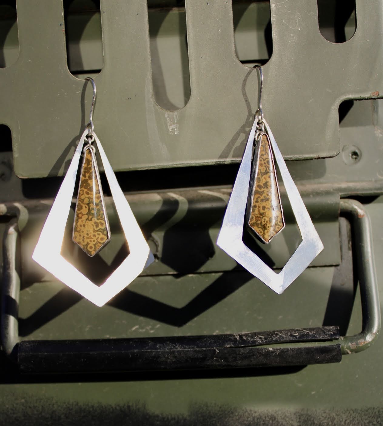 Diamond dangles